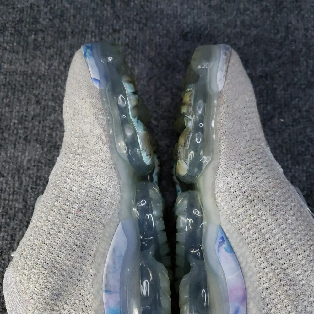 Nike Air Vapormax 2020 Flyknit Sneakers‎ Womens Size 8.5 Summit White Shoes